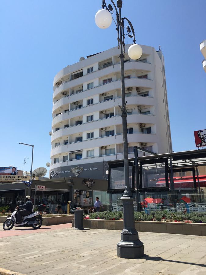 לרנקה Alex Beach Apartment 33 מראה חיצוני תמונה